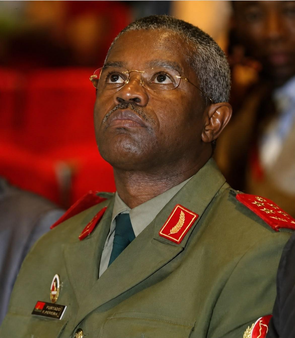 GENERAL FURTADO NO CENTRO DE UMA DAS MAIORES POLÉMICAS DOS ÚLTIMOS TEMPOS